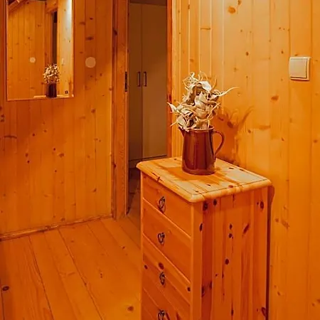 Nyaraló Pod Jarzebina Puck