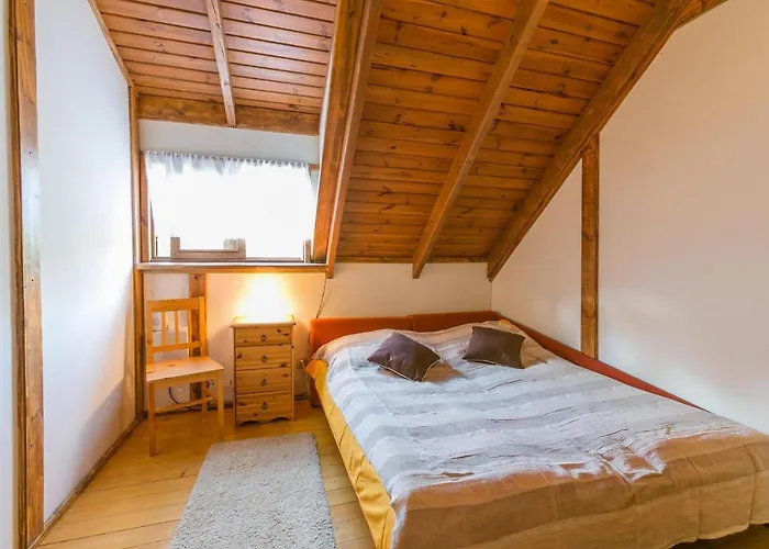 山林小屋 Pod Jarzebina